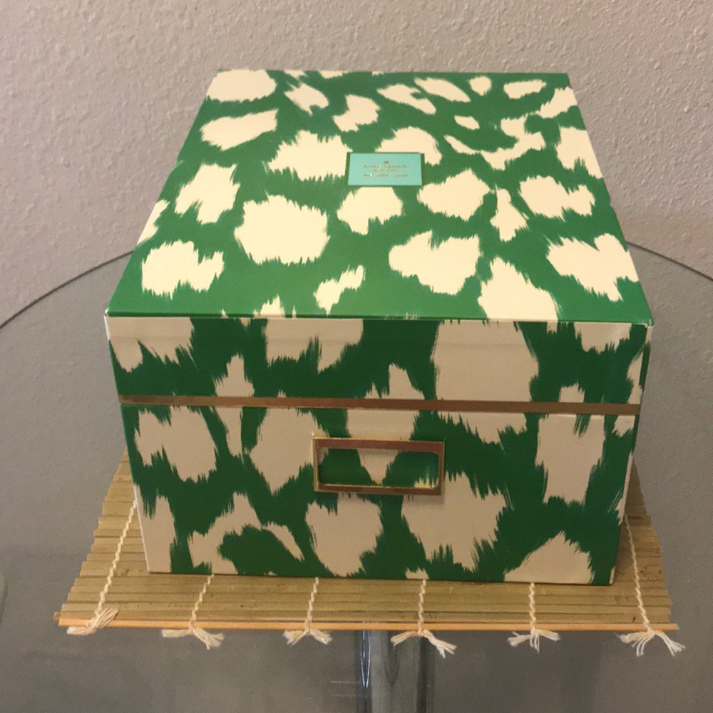 ❣️Kate Spade Nesting Box